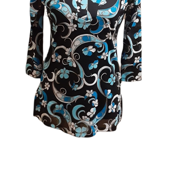 Beautiful Top by Style & Co.⚘Excellent condition - Picture 2 of 4